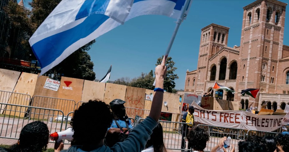 Conflicts at UCLA: Israeli supporters assault pro-Palestinian demonstrators